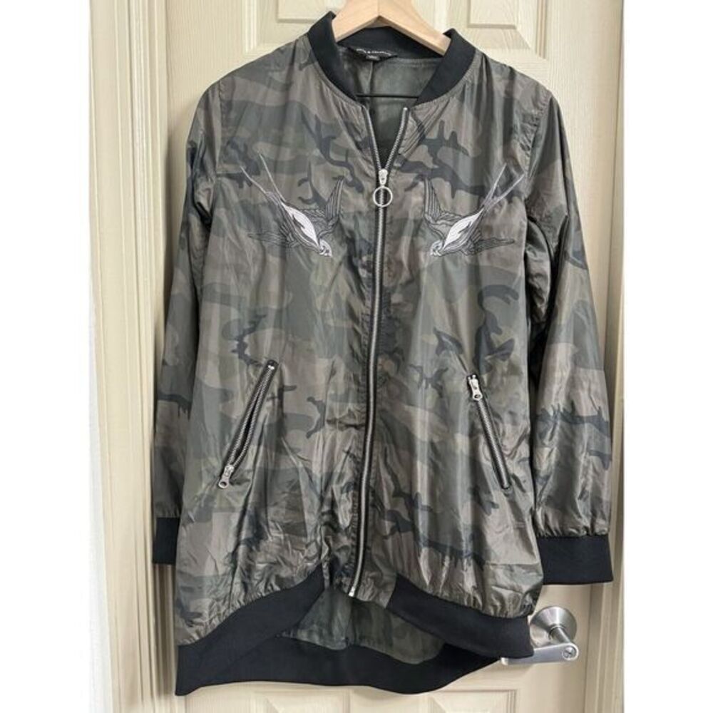 Rock &‎ Republic Women's Large Army Camouflage Bomber Jacket Embroidered Birds